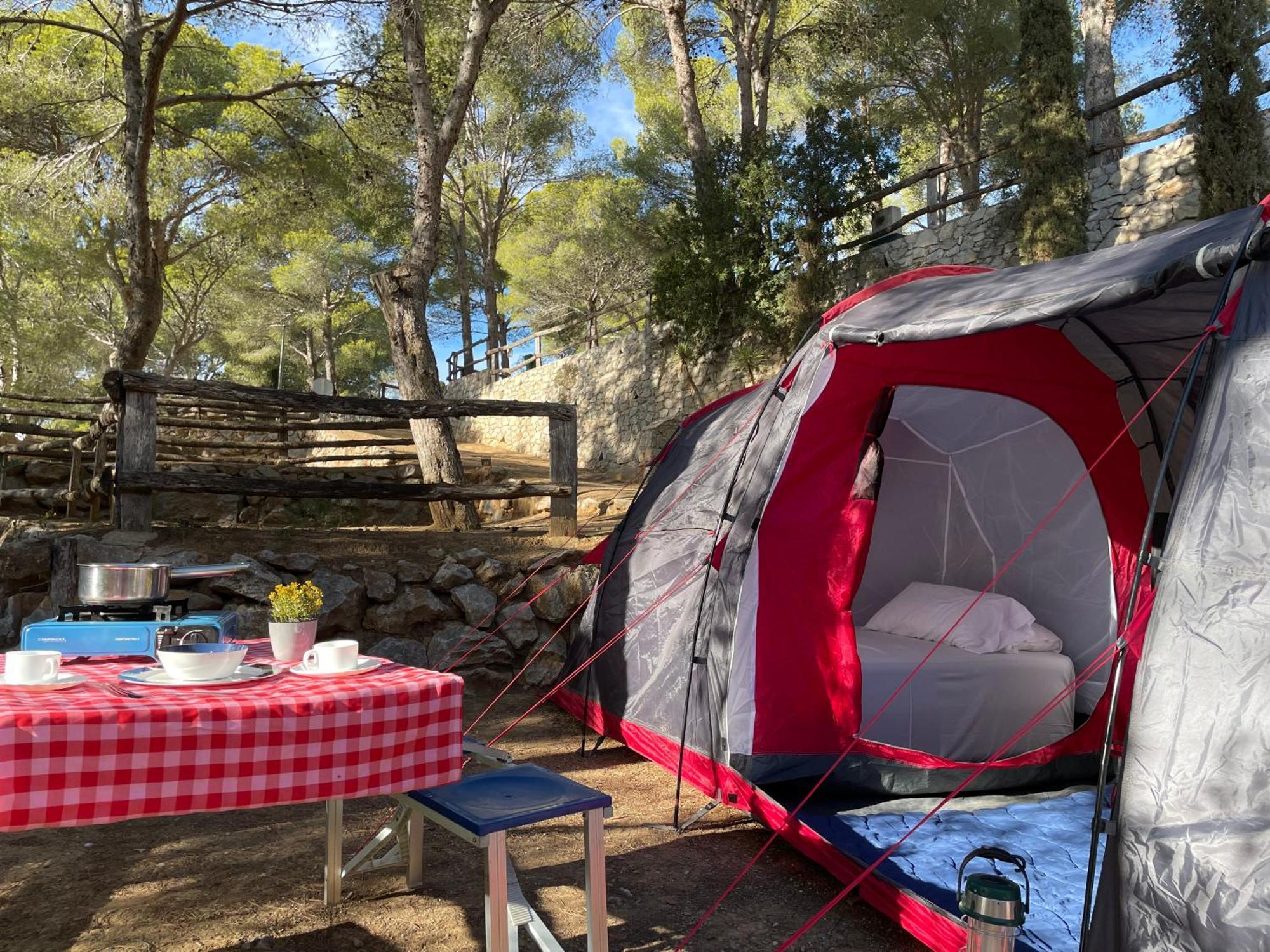 Camping Castell Montgri **** Л'Естартіт Екстер'єр фото