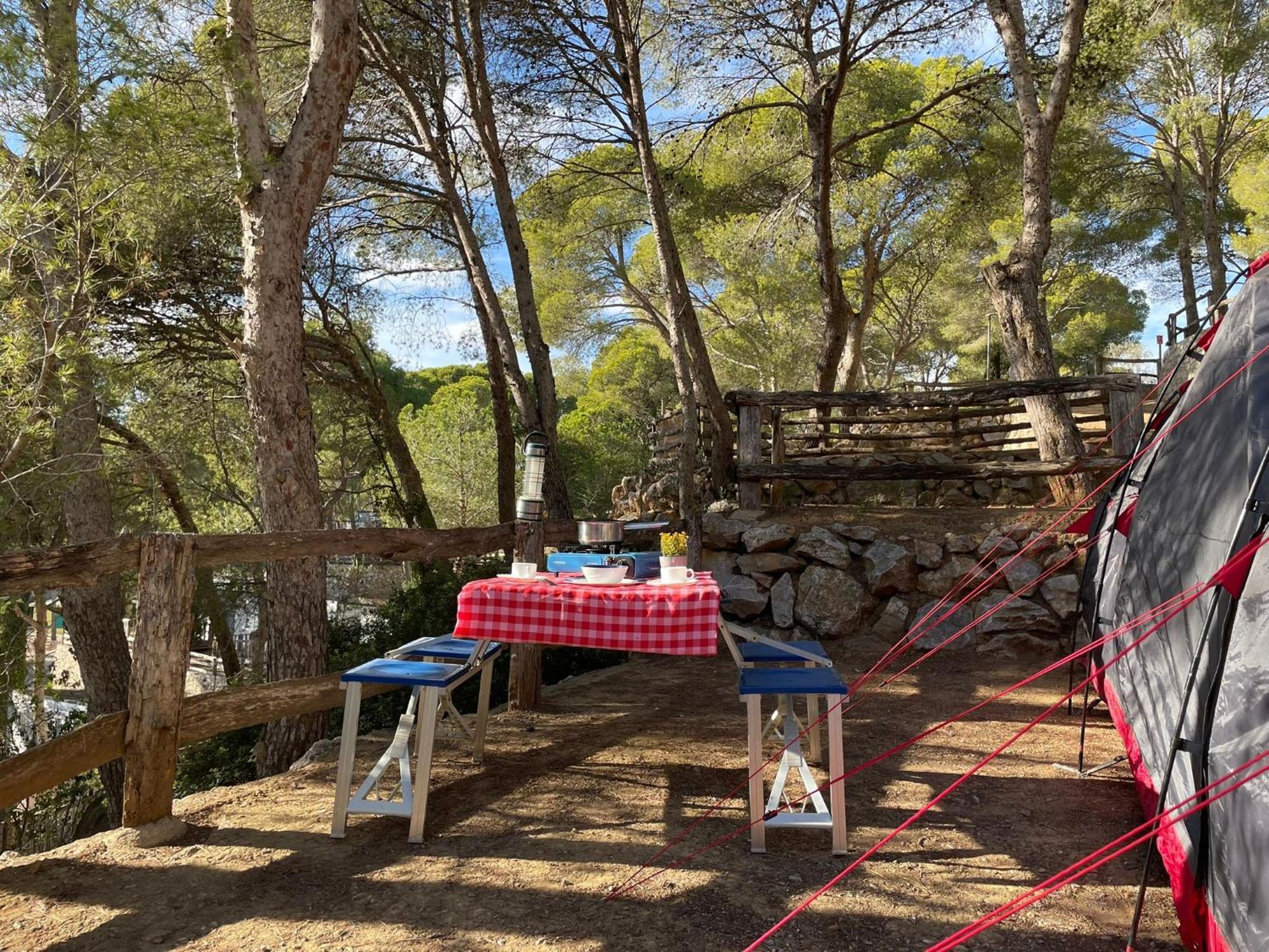 Camping Castell Montgri **** Л'Естартіт Екстер'єр фото